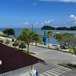 Indy's Bay Frontview In Samana. Apartamento
